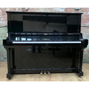 Đàn Piano Yamaha UX5