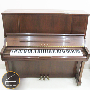 Đàn piano Yamaha YU30WN