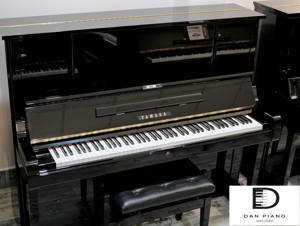 Đàn piano Yamaha YUX