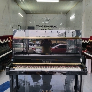 Đàn piano Yamaha YUX