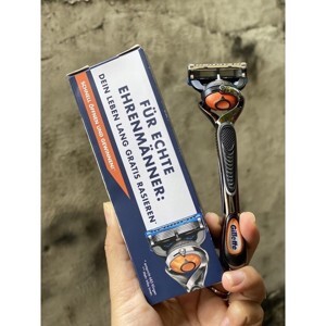 Dao cạo râu Gillette Fusion Proglide