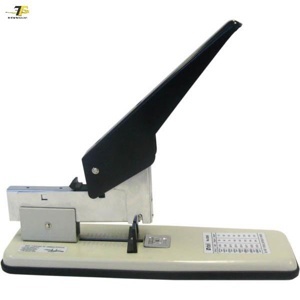 Dập ghim DELI loại 210 tờ (393)