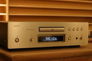 Đầu CD Denon QS10III