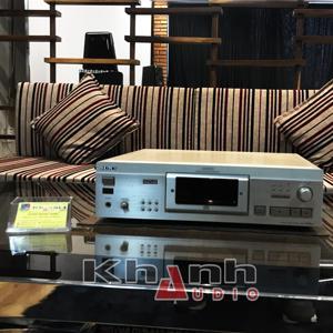 Đầu CD Sony 55 ES