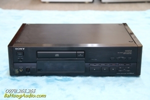 Đầu CD Sony âm thanh cao cấp 555 esa