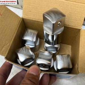 Đầu chuyển 3/4 sang 1 inch Kingtony 6818