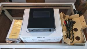 Đầu DAC TEAC UD-H01