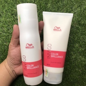 Dầu gội bảo vệ tóc nhuộm Wella Brilliance - 250ml