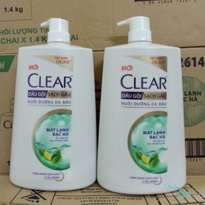 Dầu gội trị gàu Clear bạc hà 900g