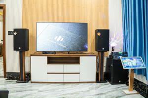 Đầu karaoke liền màn hình BTE E688