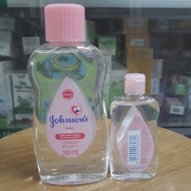 Dầu massage Gohnson's baby oil