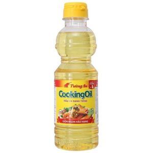 Dầu thực vật Tường An Cooking Oil chai 400ml