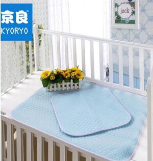 Đệm thấm hút Kyoryo cho em bé 85cm x 90cm