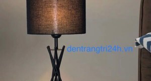 Đèn bàn đọc sách , làm việc kiểu dáng hiện đại DB12