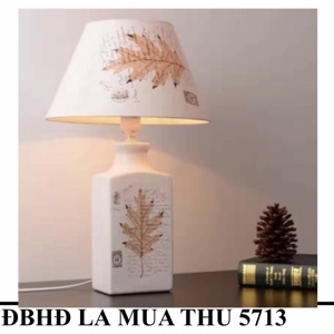 Đèn bàn hiện đại lá vàng 5713