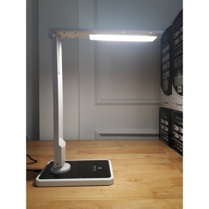 Đèn bàn học Eyelux ELX-7300