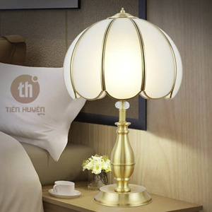 Đèn bàn Phú Thịnh Hưng DBCD-5000