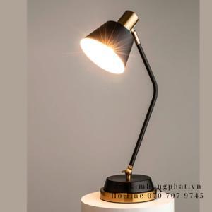 Đèn để bàn DB.38
