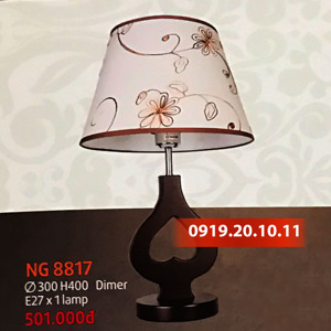 Đèn để bàn NG 8817