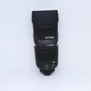 Đèn flash Nissin Di700A