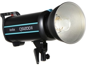 Đèn flash Studio Godox QS1200