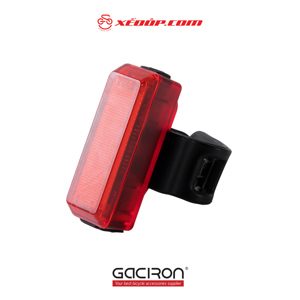 Đèn hậu Gaciron W11