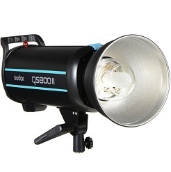 Đèn studio Godox QS800II