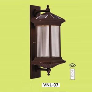 Đèn tường năng lượng mặt trời H570mm VNL07