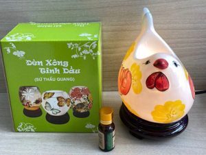 Đèn xông tinh dầu bát tràng Gà Con