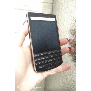 Điện thoại BlackBerry Q10 - 16GB