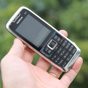 Điện thoại Nokia E51