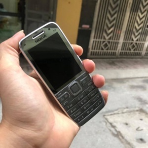 Điện thoại Nokia E52