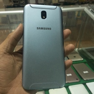 Điện thoại Samsung Galaxy J7 Pro - 3GB RAM, 32GB, 5.5 inch