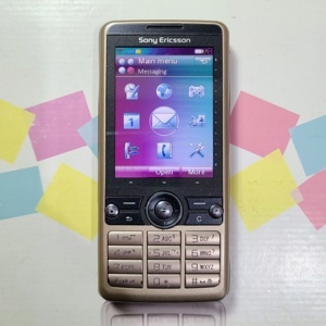 Điện thoại Sony Ericsson G700