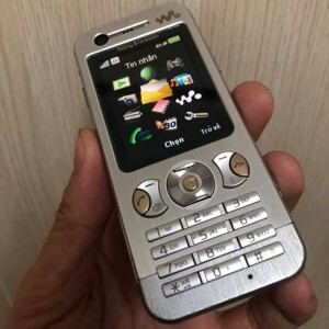 Điện thoại Sony Ericsson W890i