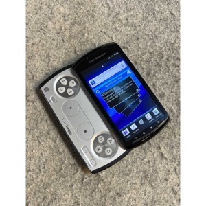 Điện thoại Sony Ericsson Xperia Play (R800a / R800at / R88i)