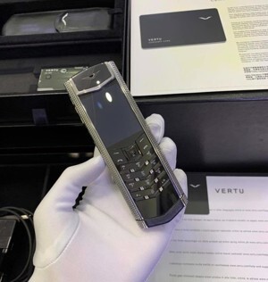 Điện thoại Vertu Signature S Clous De Paris Stainless Steel - 4GB