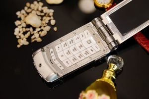 Điện thoại Vertu Diamond