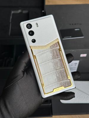 Điện thoại Vertu Diamond