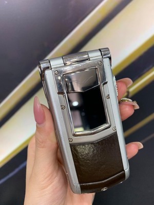 Điện thoại Vertu Constellation Ayxta