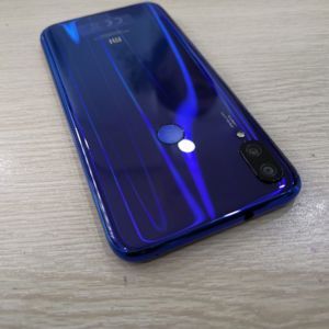 Điện thoại Xiaomi Mi Play - 4GB RAM, 64GB