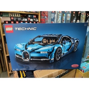 Đồ chơi lắp ráp Lego Technic 42083 - Siêu Xe Bugatti Chiron