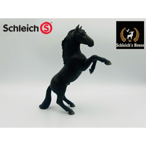 Mô hình Ngựa rừng đen chồm Schleich 13624