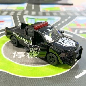 Đồ chơi Mô hình Siku Xe cảnh sát Dodge RAM 1500 US 2309
