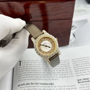 Đồng hồ Chopard nữ đính đá sang trọng