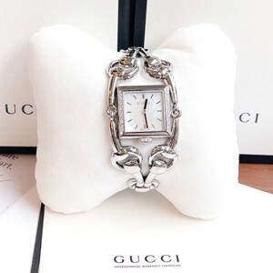 Đồng hồ Gucci YA116505