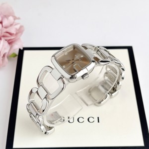 Đồng hồ Gucci YA125401