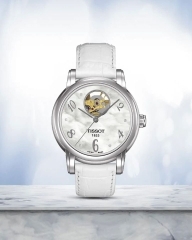 Đồng hồ kim nữ Tissot T-Classic Lady Heart T050.207.16.116.00
