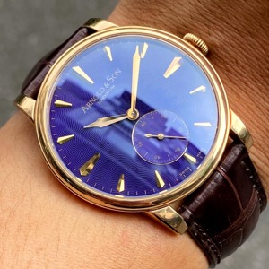 Đồng hồ nam Arnold & Son Royal Collection HMS1 Royal Blue 1LCAP.U02A.C110A