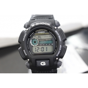 Đồng hồ nam Casio G-Shock DW-9052V